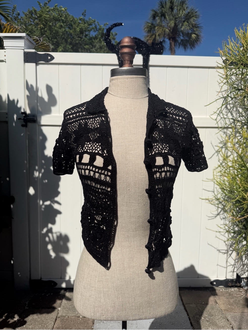 Bebe Black Crochet Crop Top - Y2K Collar Detail